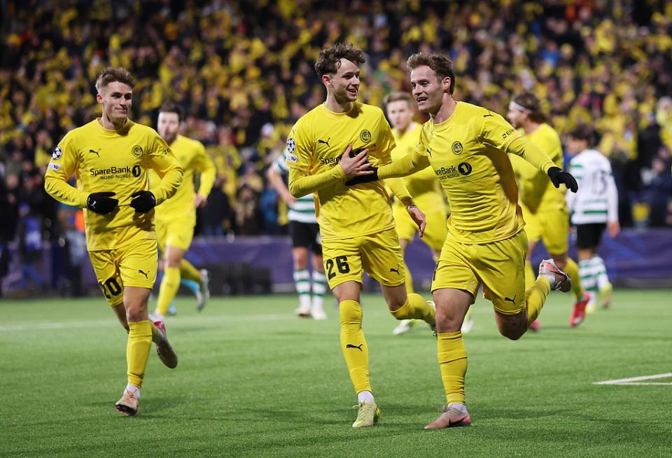 开云中国官方网站-3-0！挪超黑马欧冠震撼5连胜 首次打进8强在望 5.4万人口小镇沸腾